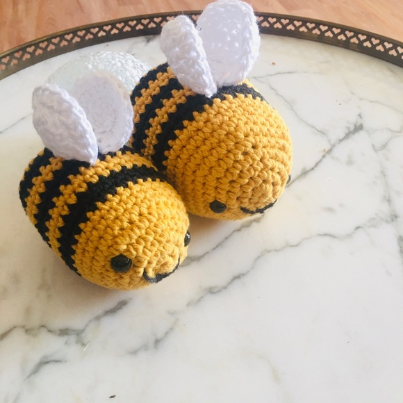 Decorative or toy handmade by me bumblebees. - Picture 4 of 5